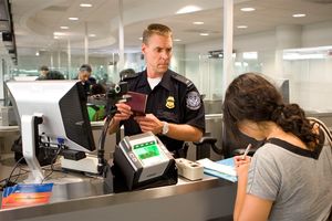 5 questions sur l’immigration et la douane américaine