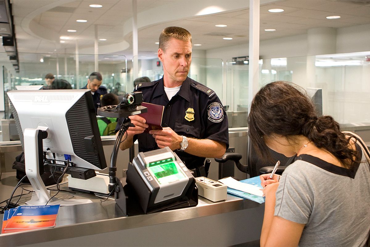 5 questions sur l’immigration et la douane américaine
